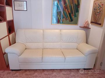 Divano tre posti in pelle panna - Doimo Salotti