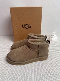 Stivali UGG