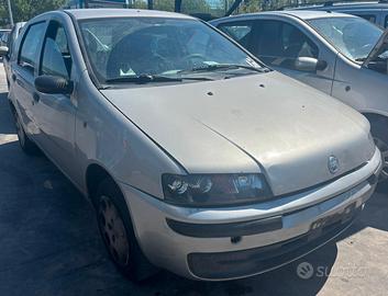 FIAT PUNTO per ricambi usati