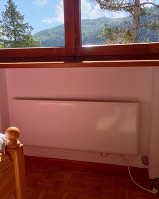 Radiatore norvegese Nobo TOP 1500 W con termostato