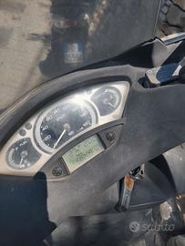 Xmax  250cc
