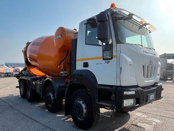 ASTRA HD9 84.48 con betoniera CIFA