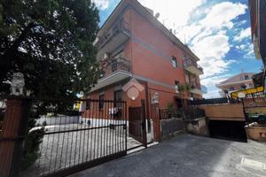 MONOLOCALE A ROMA