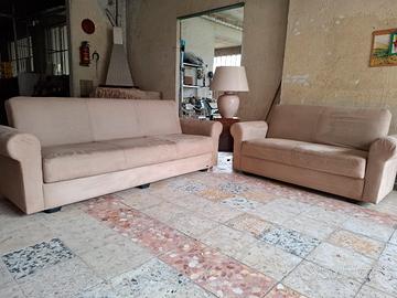 2 divani letto con contenitore 