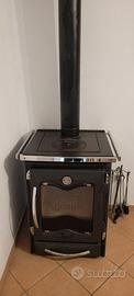 Stufa a legna NORDICA modello CUCINOTTA usata