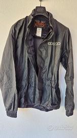 Tuta antipioggia marca AXO