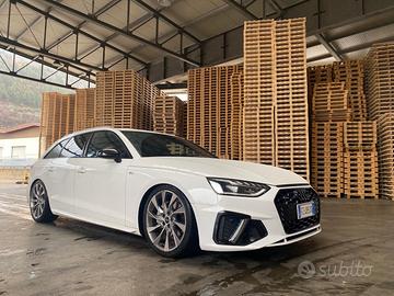 AUDI A4 5ª serie - 2020