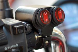 DOPPIO INTERRUTTORE MANUBRIO MOTO MONOPATTINO LED