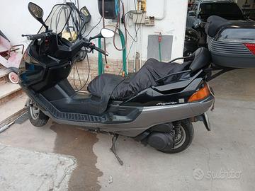 Yamaha Majesty 250