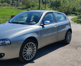 Alfa Romeo 147 JTDM Black Line 150 cv