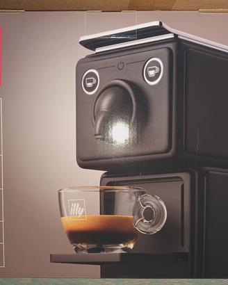 macchina caffè illy