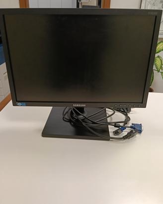 Monitor PC Samsung  19 pollici colore