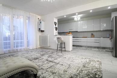VILLA A SCHIERA CENTRALE A ALTAVILLA VICENTINA
