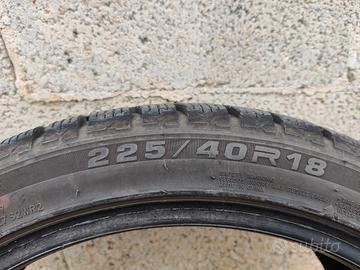 Gomme invernali Momo 225/40 R18