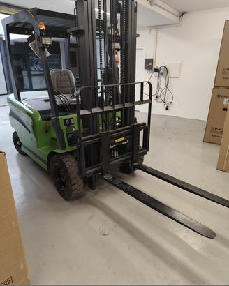 20 QLI CARRELLO ELEVATORE ELETTRICO NUOVO 4,5m