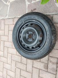  ruota  con cerchio ferro  mai montata 