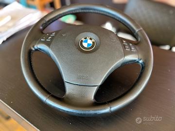 Volante multifunzione BMW con airbag