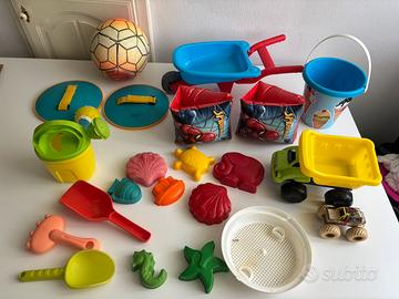 Set giochi come nuovi da mare spiaggia  aperto