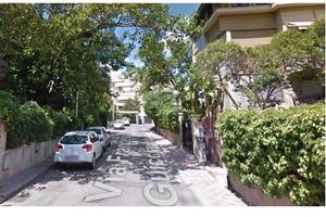 Via Guicciardini, posto auto in autorimessa