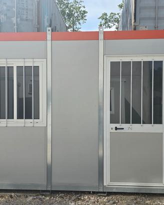 Box Prefabbricato Coibentato Monoblocco 7 x 2,4 m.