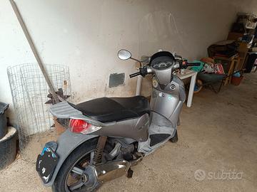 Aprilia Scarabeo 125 - 2009