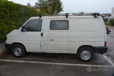 Vw transporter 2,4 diesel