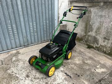 Tagliaerba John Deere