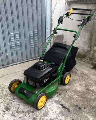 Tagliaerba John Deere