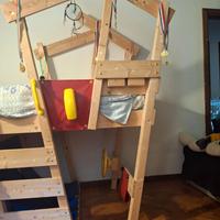 Letto bambino  con scivolo a soppalco in legno