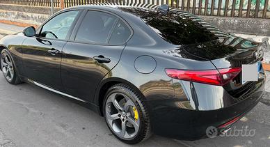 Alfa Romeo Giulia 2.2  TD - Anno 2022