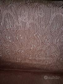 Due copridivani  : 1 a due posti , 1 a tre posti