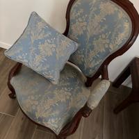 Poltrona azzurra antiquariato