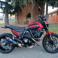 Ducati Scrambler 800 Full Throttle- 2024- 1.900 km