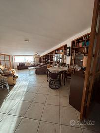 Appartamento A/3 classe 2 ultimo Piano arredato