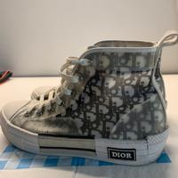 Dior b23