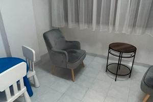 Stanza in ufficio primo piano
