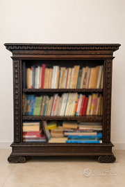 Libreria bassa antica intagliata stile umbertino