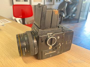 Zenza bronica  maxchina fotografica 6x6
