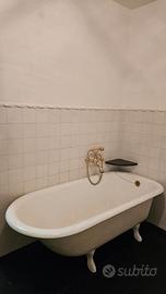 vasca vintage con piedini in ghisa