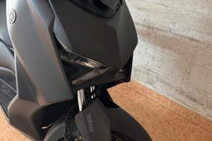 Xmax 300 2023