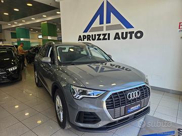 AUDI Q3 35 TDI S tronic BUSINESS