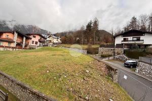 TER. RESIDENZIALE A BORNO