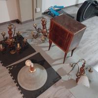 lampadario e comodino 