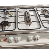 CUCINA A GAS A 5 FUOCHI