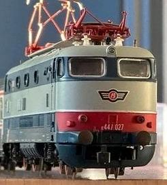 ATLAS RIVAROSSI 9167 - Loco FS E447 Tartaruga N