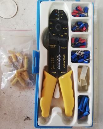 Pinza crimpatrice per terminali elettrici Pinze
