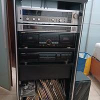 Impianto stereo con giradischi