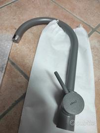 Miscelatore cucina Elleci MGKCL048 grigio cemento.