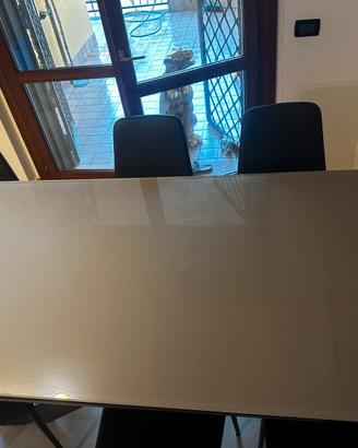 Tavolo calligaris