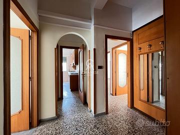Via Lanzalone - Zona Carmine